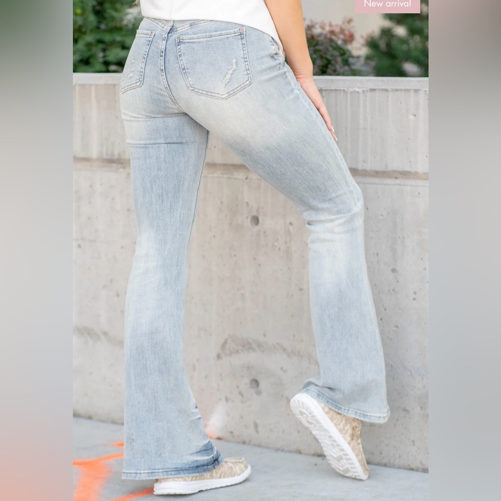 Judy Blue Flare Fit Jeans - Picture 10 of 16